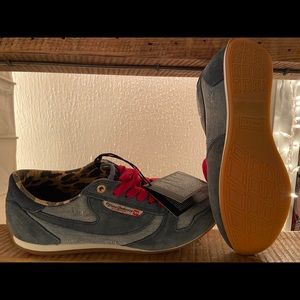 NWT Limited edition DIESEL Sheclaw SIZE 9 *NWT